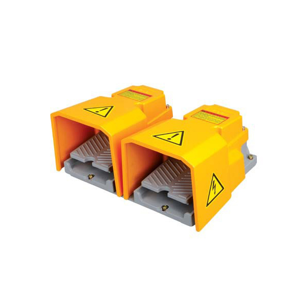 Công tắc đạp chân điện